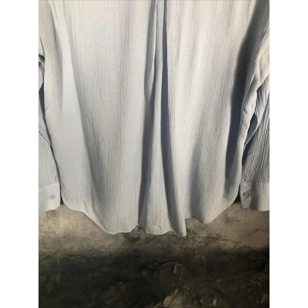 H&M Shirt Button Down Women’s Long Sleeve Light Blue Blouse Adult Size 2  40-42 - Picture 14 of 14
